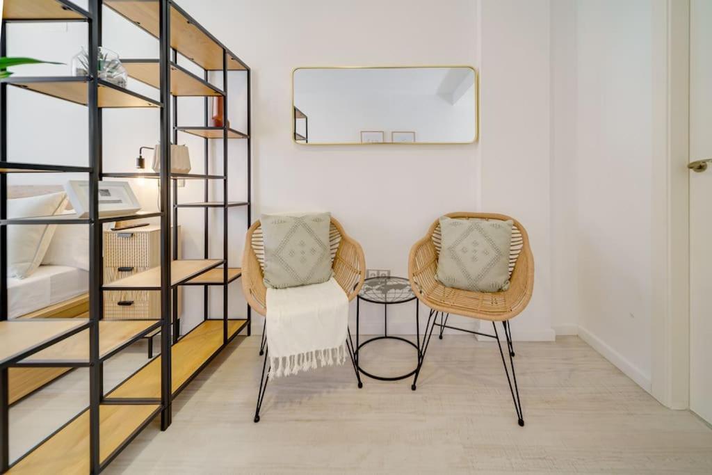 Sophisticated Studio In The Center Of مالقة المظهر الخارجي الصورة