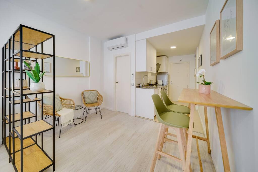 Sophisticated Studio In The Center Of مالقة المظهر الخارجي الصورة