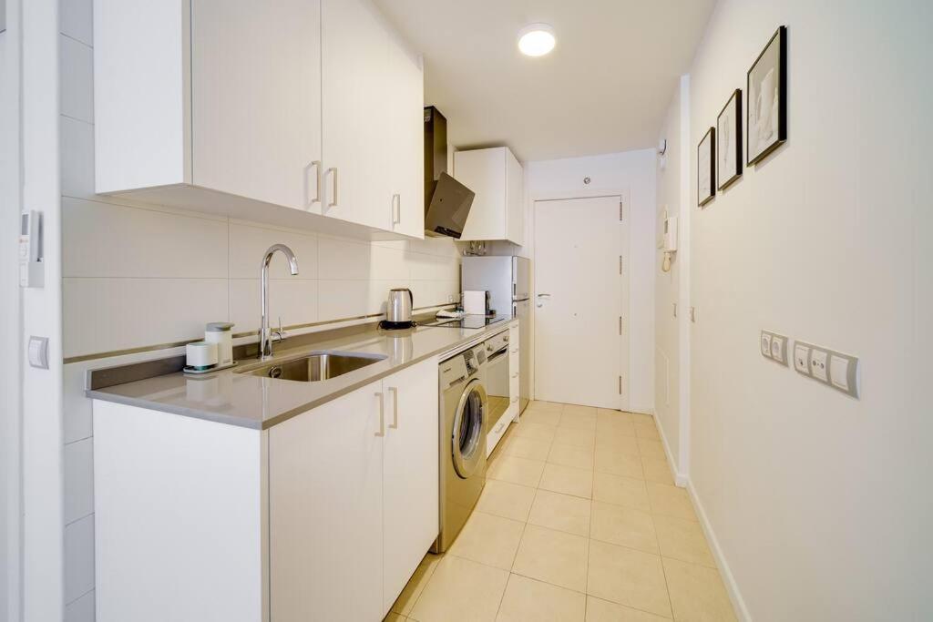Sophisticated Studio In The Center Of مالقة المظهر الخارجي الصورة